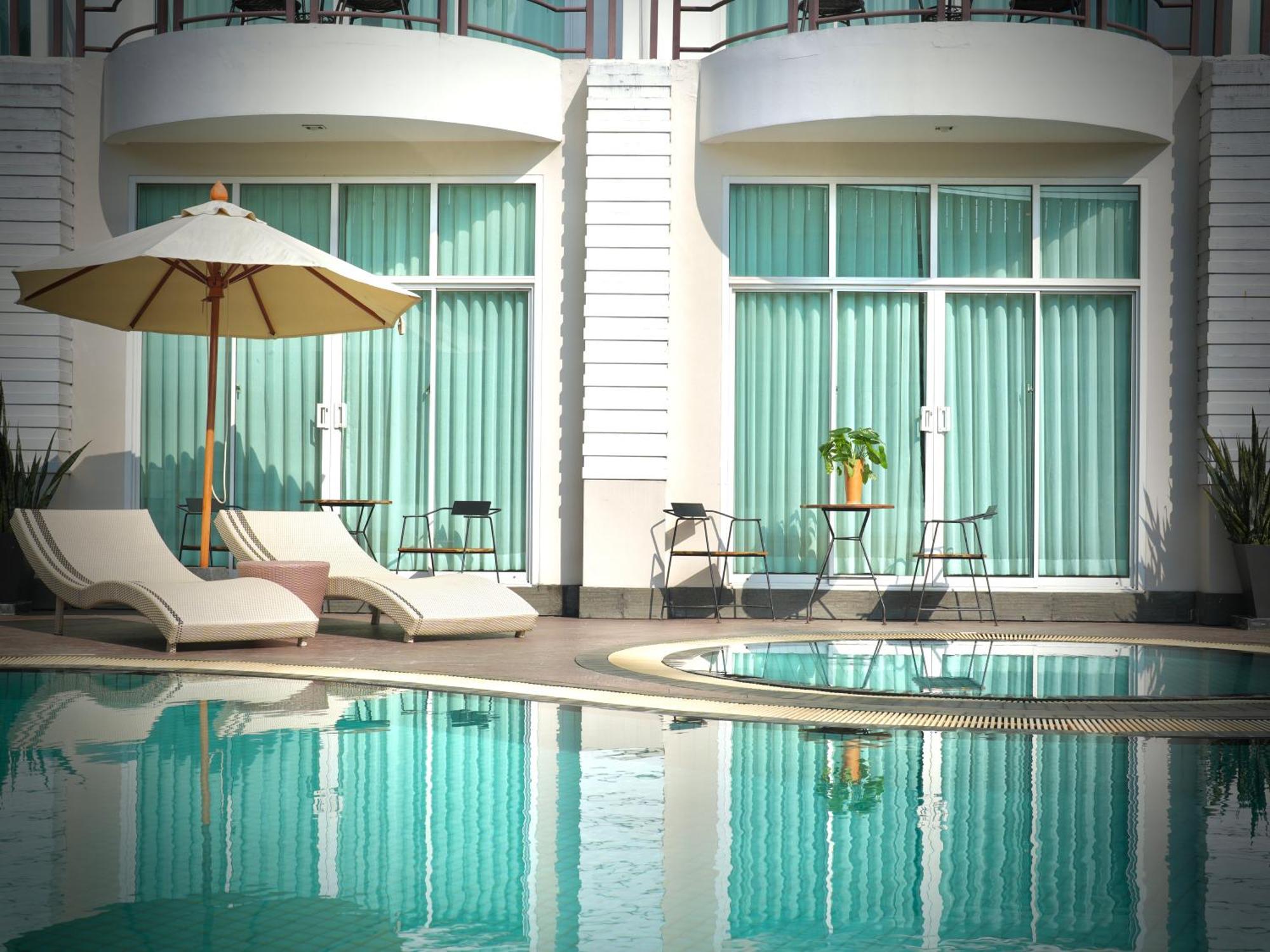 A-Te Chumphon Hotel - Sha Plus Eksteriør bilde